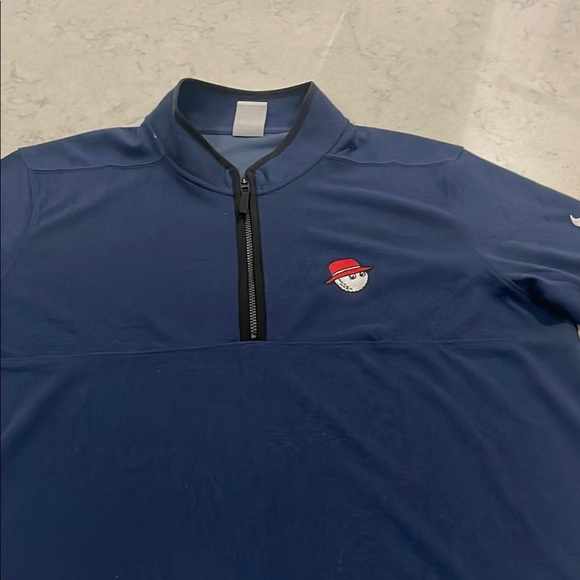 Malbon x nike half zip w/ buckets logo on chest. Size XL navy blue EUC